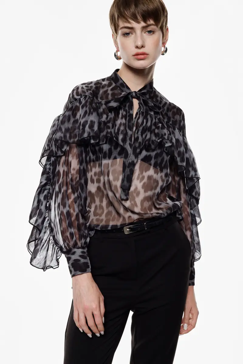 Blusa ampia stampa animalier con volant Grigio miniatura 3