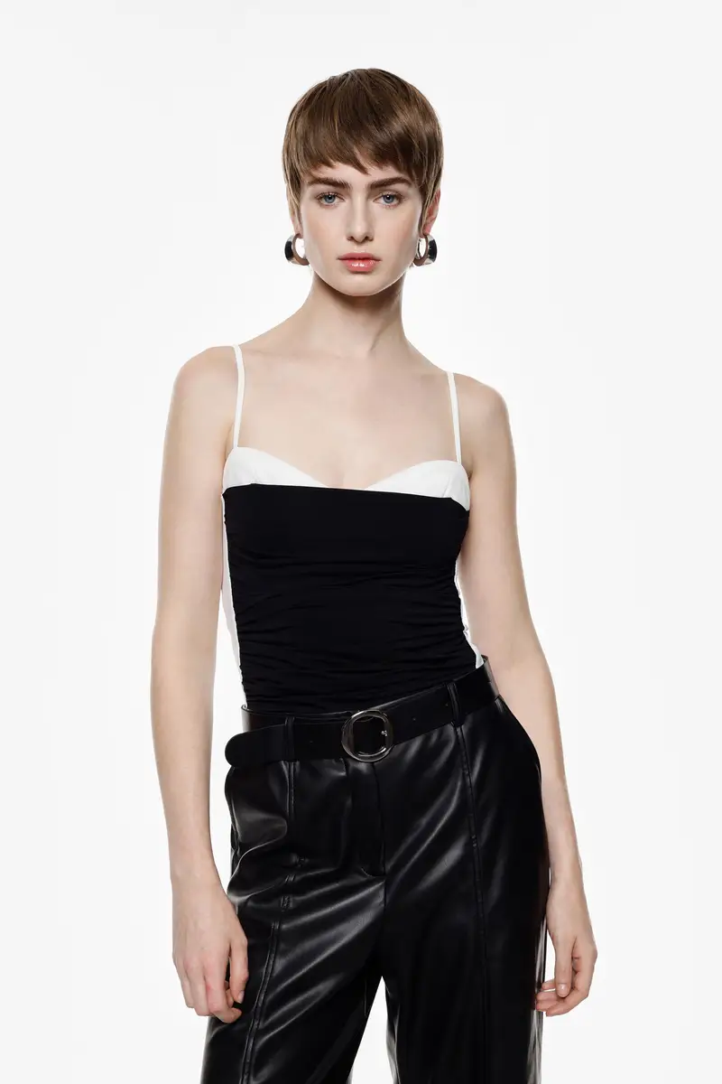 Body con spalline sottili e motivo bicolore Nero miniatura 2