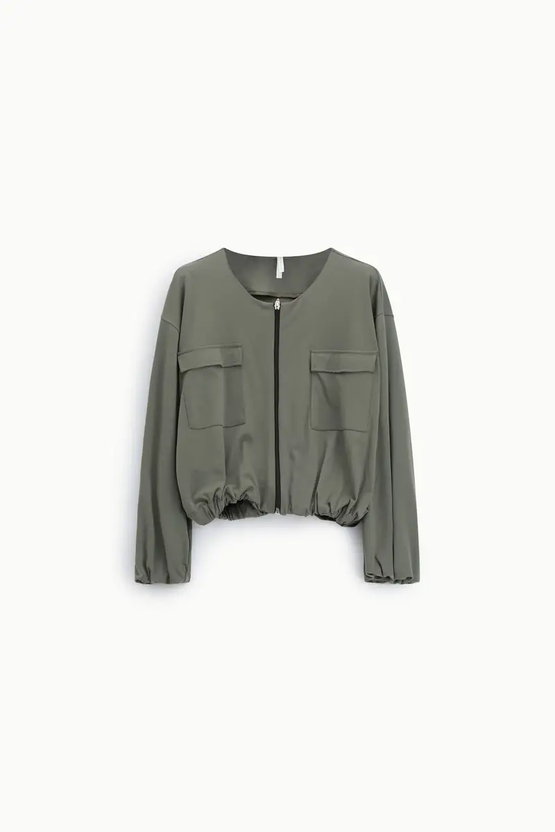 Bomber corta con tasche frontali e zip centrale Salvia