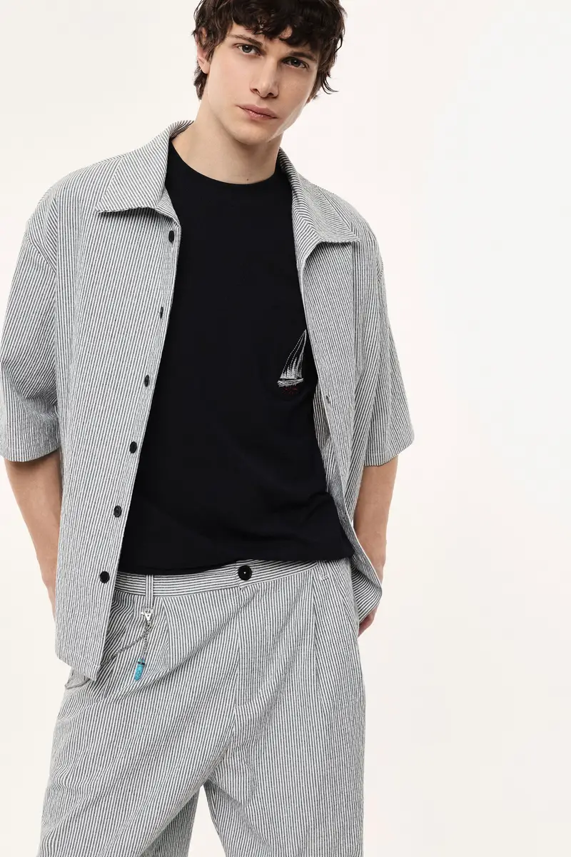 Camicia a righe con bottoni e maniche corte Bianco miniatura 2