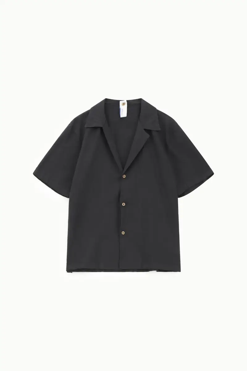 Camicia manica corta con colletto classico e bottoni Nero