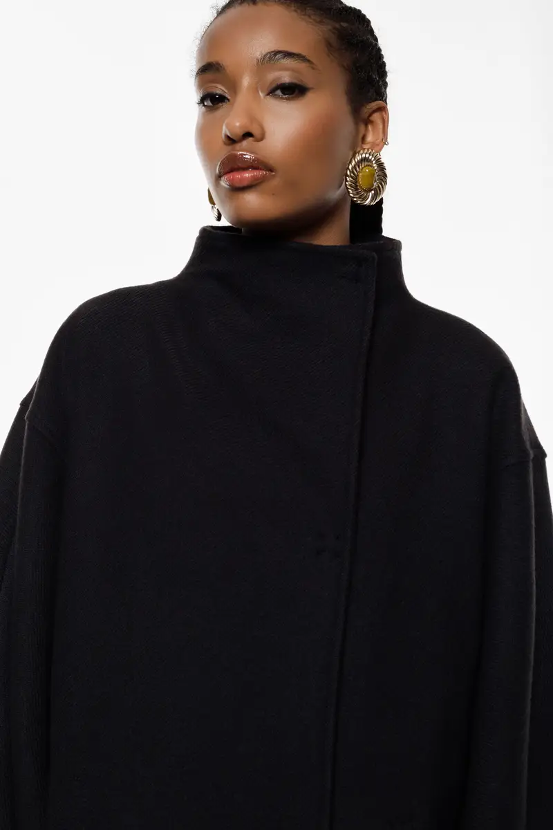 Cappotto lungo over fit con chiusura nascosta Nero miniatura 3