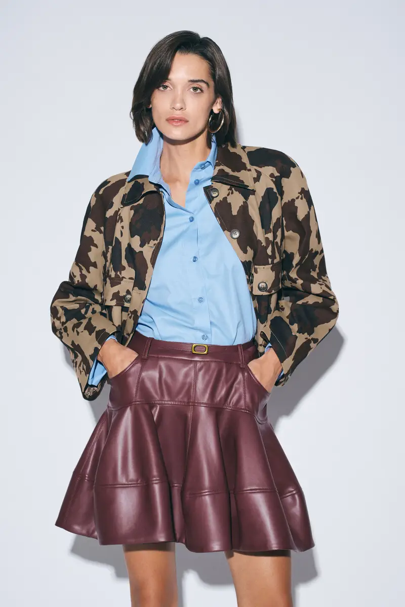 Giacca camicia cropped stampa astratta tasche frontali Beige miniatura 2