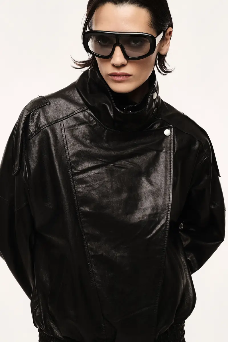 Giacca in pelle con zip e collo alto Nero miniatura 4