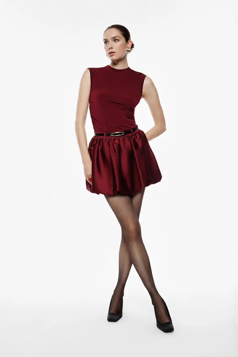 Gonna corta a palloncino effetto satinato Vino miniatura 2