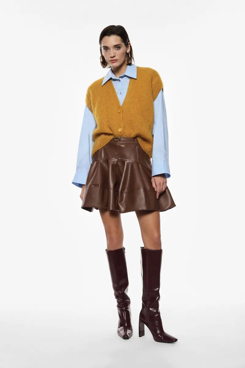 Gonna corta svasata in similpelle Tabacco miniatura 2