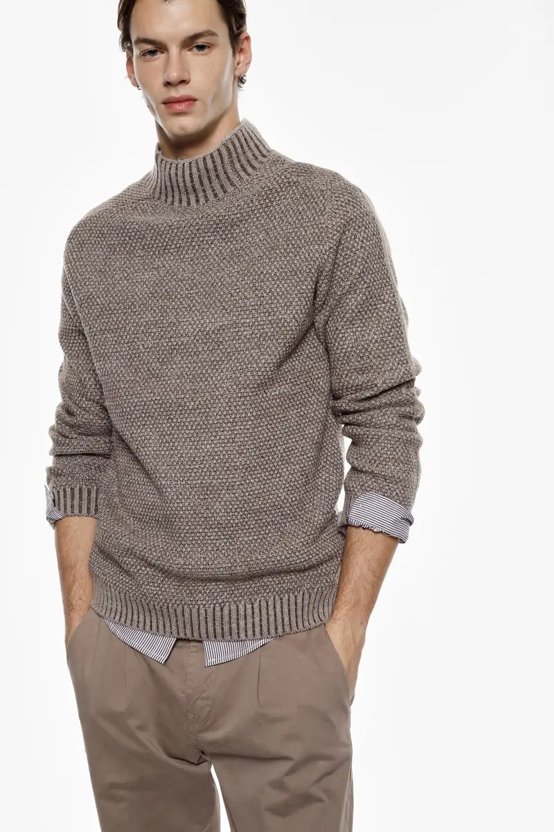 Maglione a collo alto strutturato a maglia rasata Fango miniatura 3