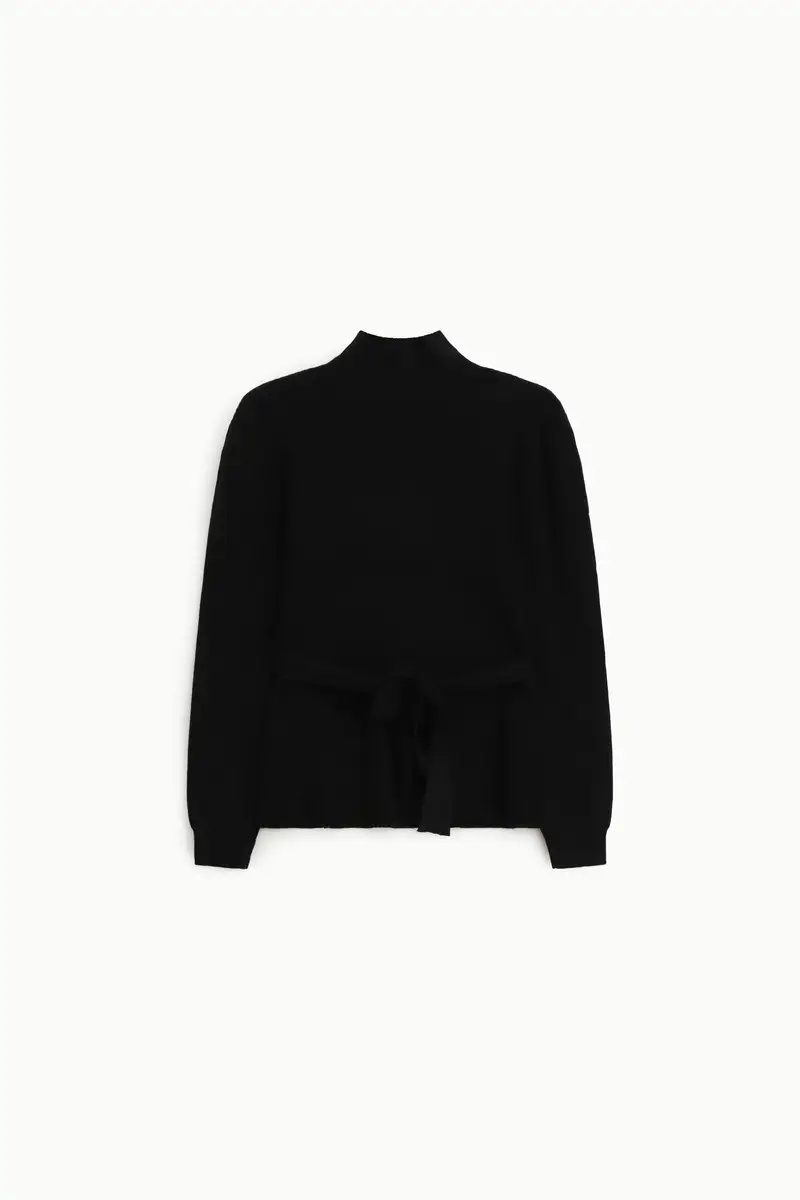 Maglione a coste con collo alto e cintura Nero