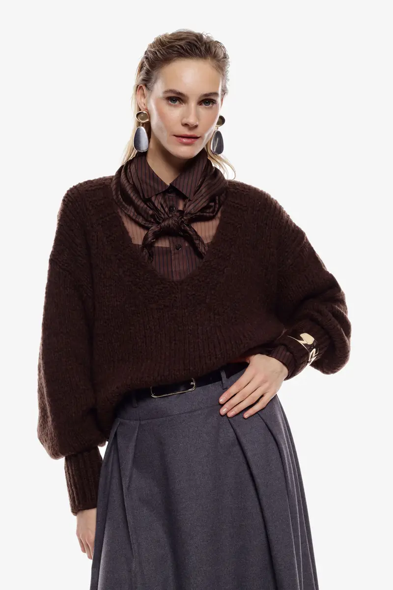 Maglione con scollo a v e maniche lunghe Moro miniatura 2
