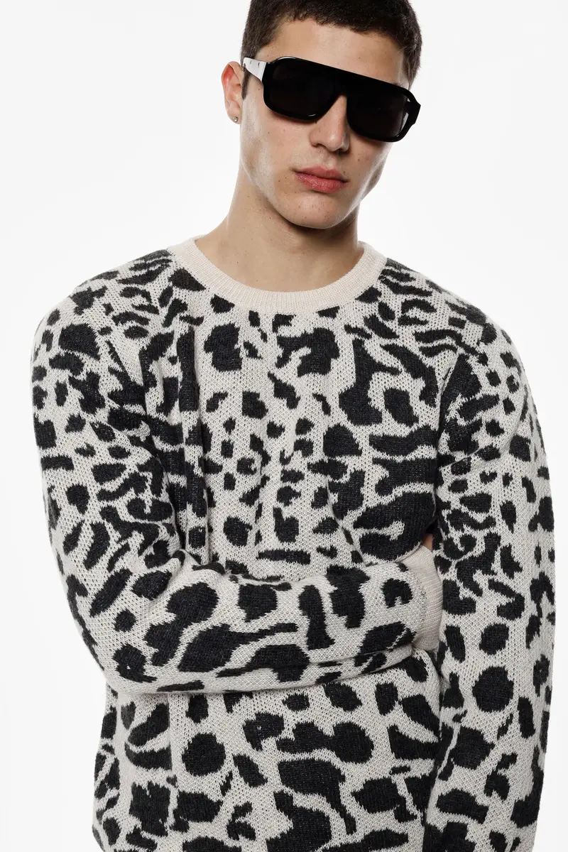 Maglione girocollo stampa animalier a maniche lunghe Nero miniatura 3