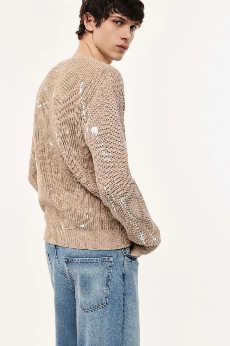 Maglione girocollo stampa effetto spruzzato Beige miniatura 3