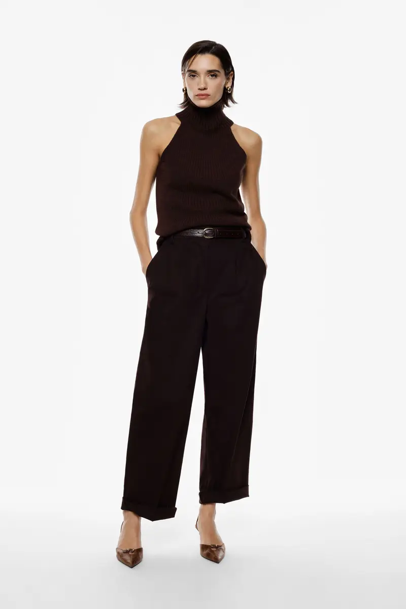 Pantaloni ampi pinces orlo risvoltato vita alta Cioccolato