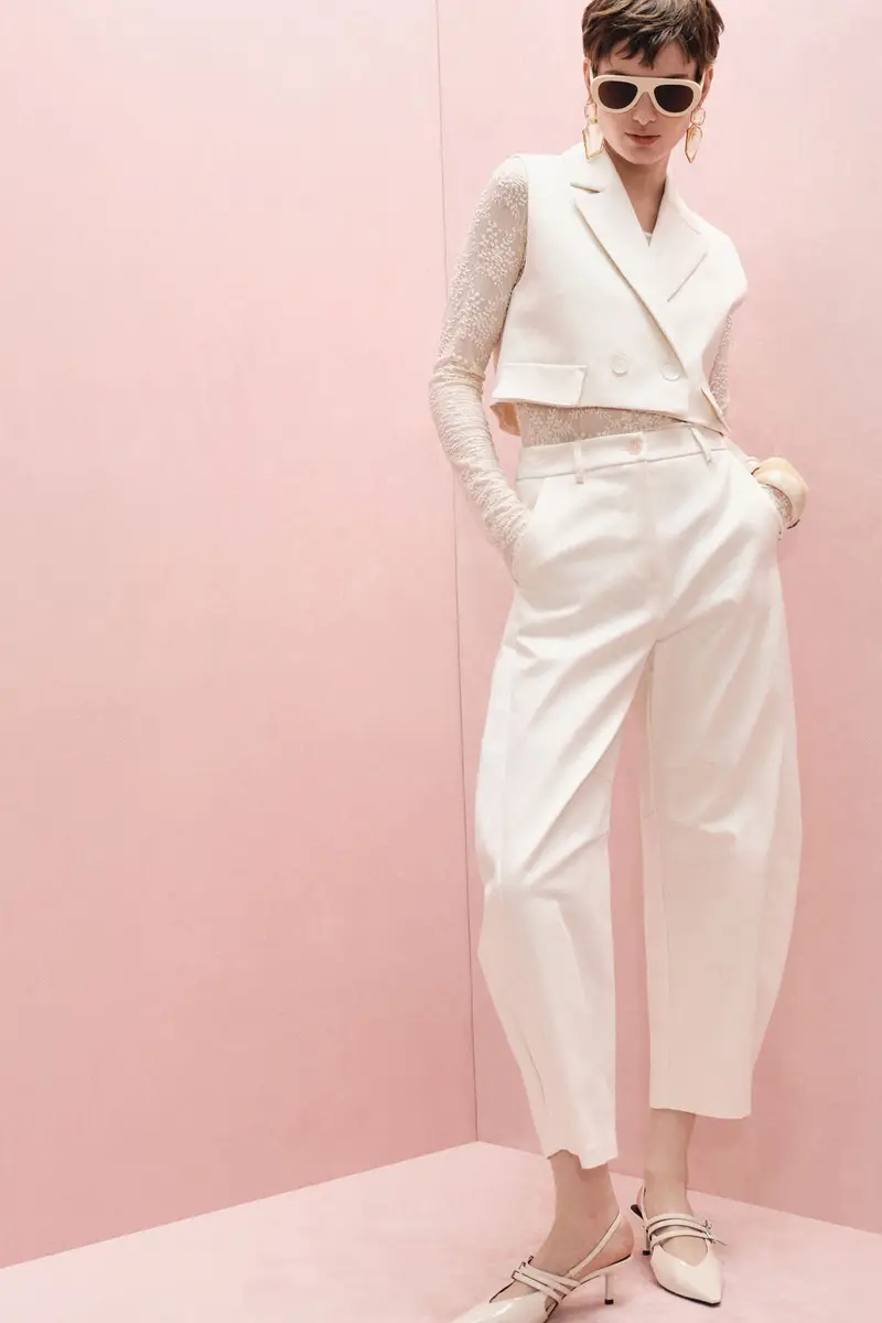 Pantaloni cropped sartoriali con piega frontale Panna miniatura 2