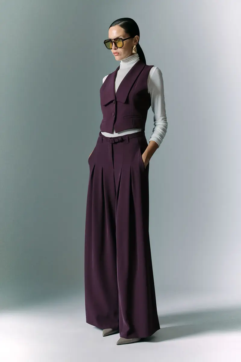 Pantaloni palazzo a vita alta con pince Prugna miniatura 2