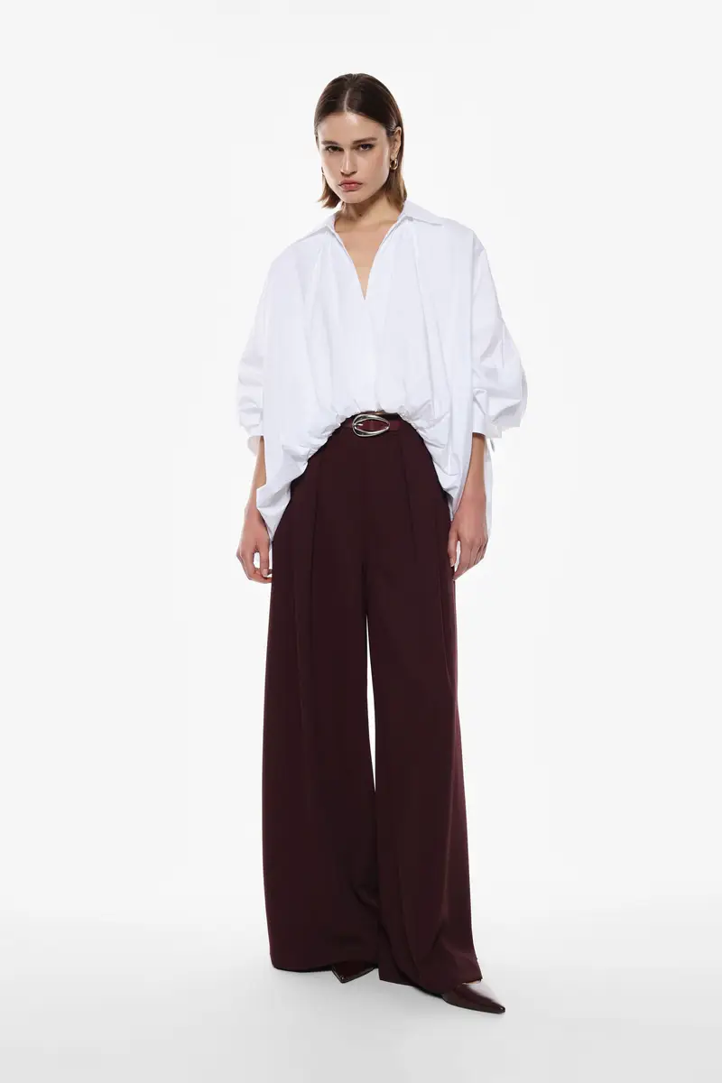 Pantaloni palazzo vita alta con cintura e pinces Vino miniatura 2