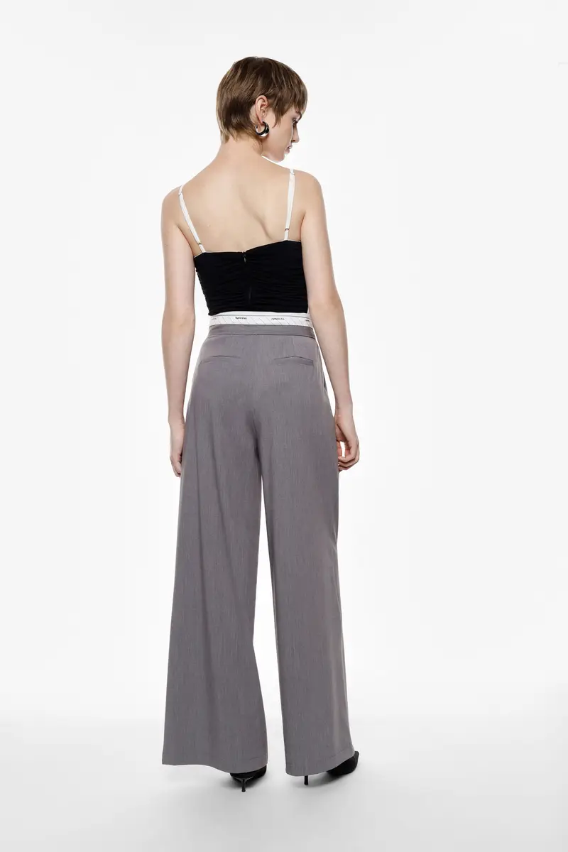 Pantaloni palazzo vita alta con pince e cintura a contrasto Grigio scuro miniatura 3