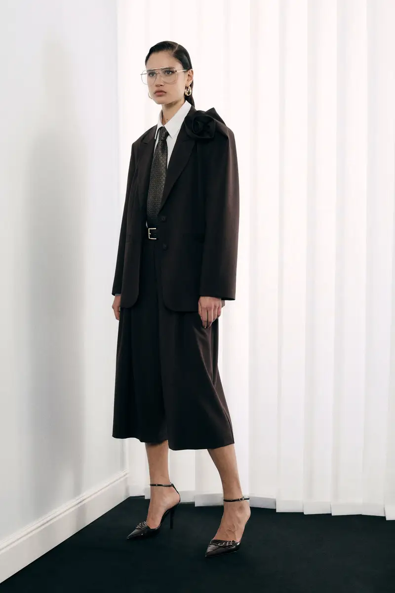 Shorts a vita alta con pinces e lunghezza al ginocchio Nocciola melange miniatura 2