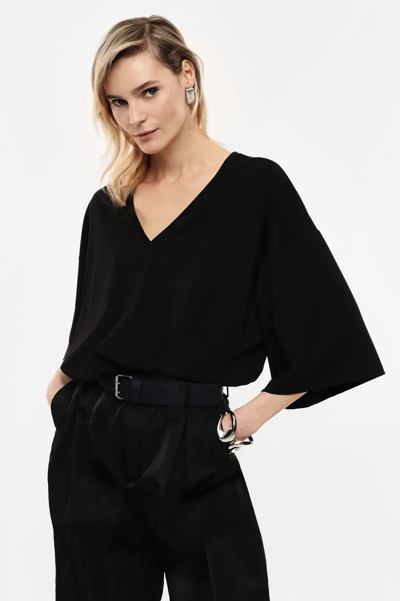 Top ampio scollo a v manica corta Nero miniatura 2