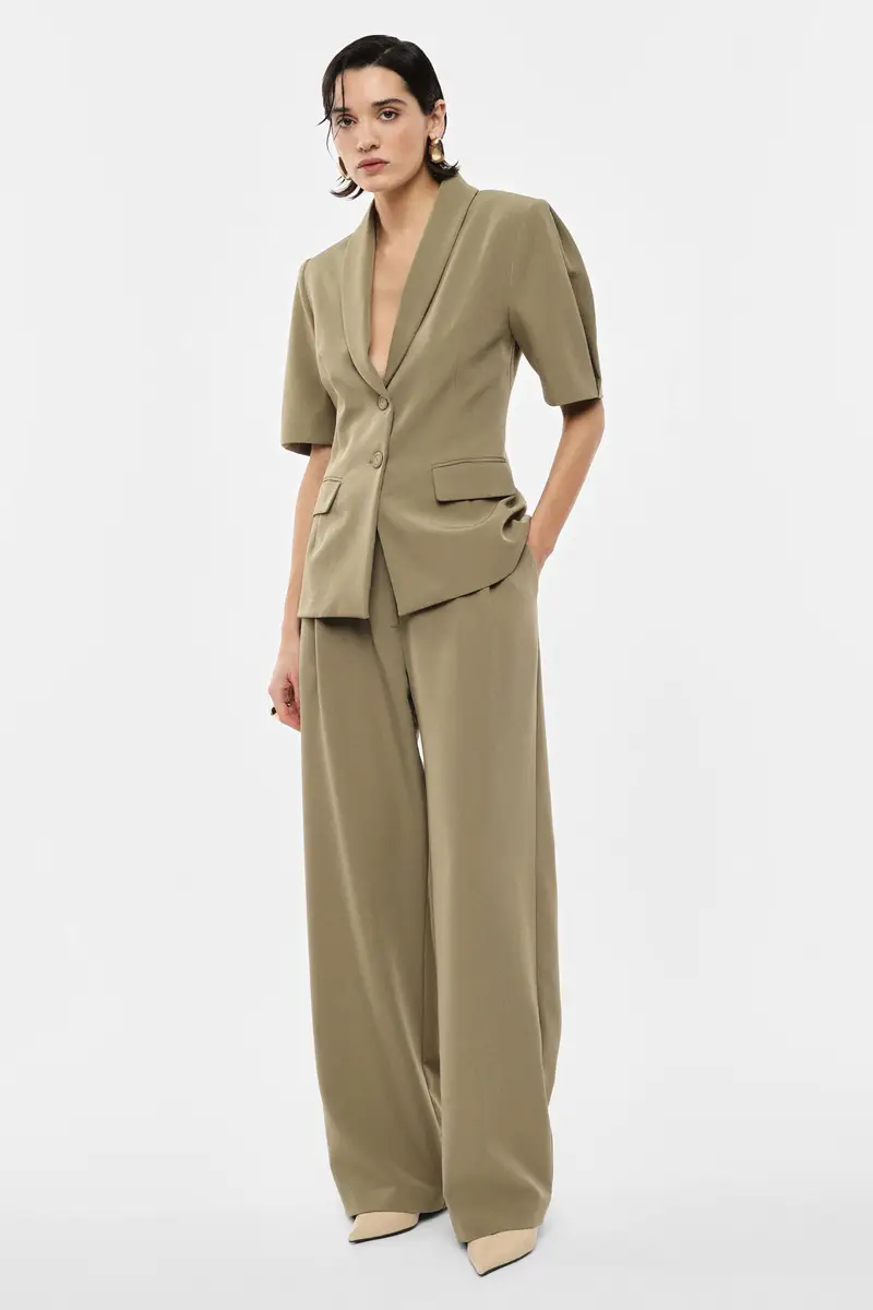 Trousers ampi vita alta con pince e chiusura nascosta Salvia miniatura 2