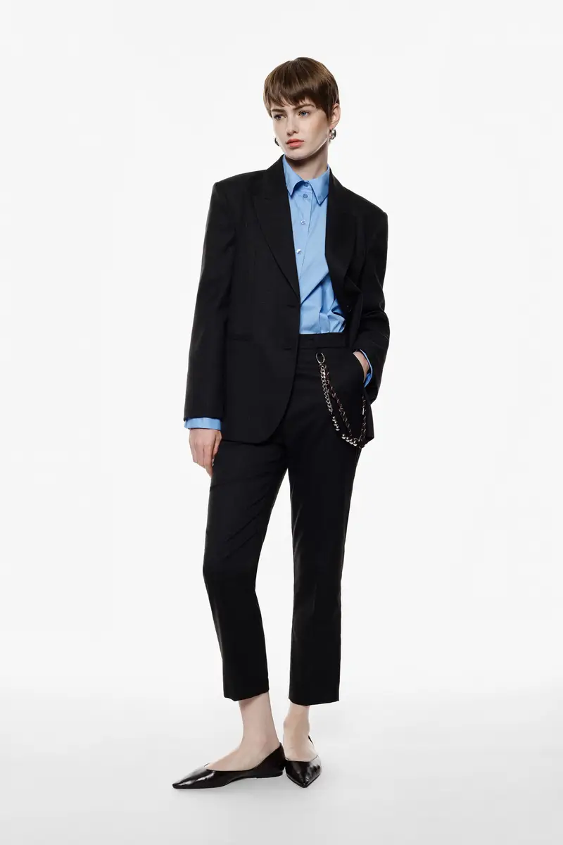 Trousers dritti con catenella decorativa e taglio alla caviglia Grigio miniatura 2