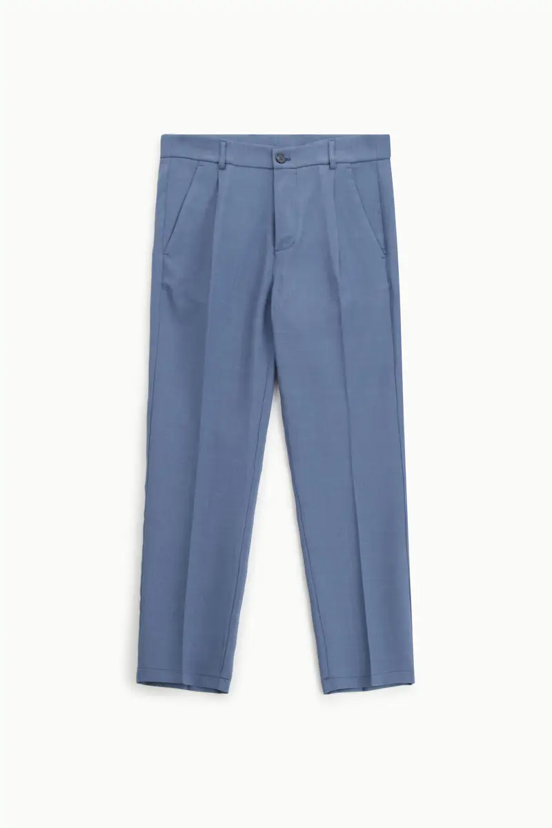 Trousers regular-fit con pince e tasche laterali Bluette