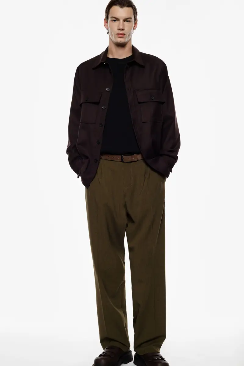 Trousers regular-fit con pince e tasche laterali Verde marcio miniatura 2