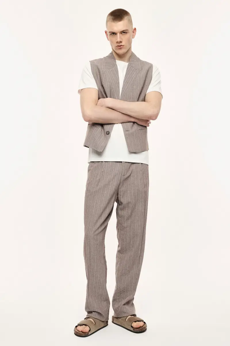 Trousers regular-fit con pinces motivo a righe Brown miniatura 2