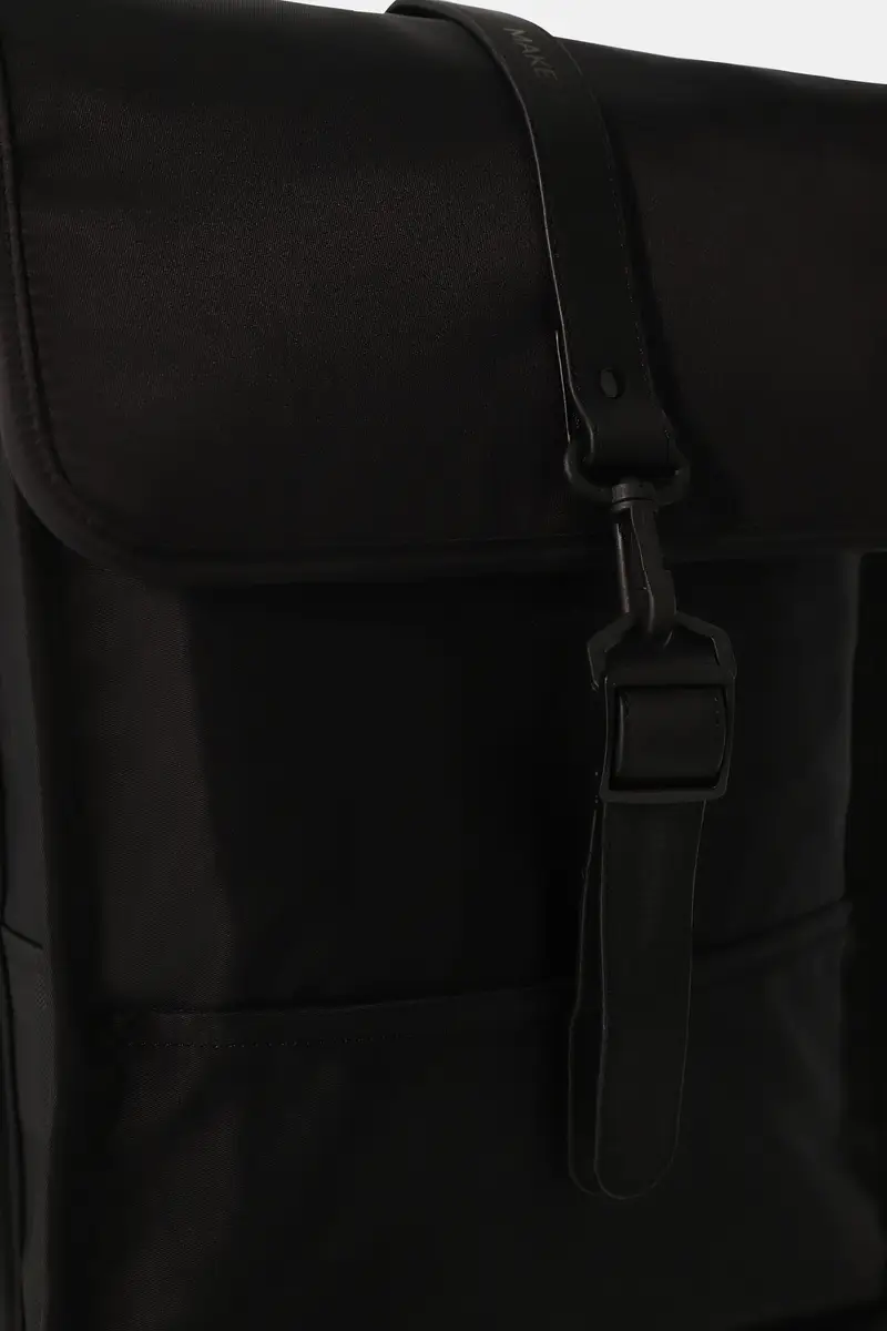 Zaino con dettagli funzionali e fibbia Nero miniatura 3