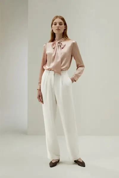 Camicetta in seta con collo a fiocco EURBeige Chiaro