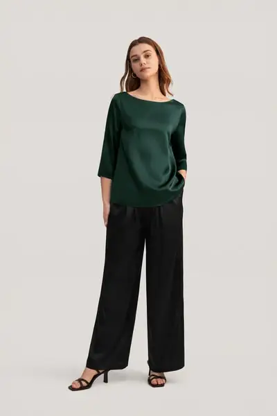 Camicetta in seta con scollo a barchetta manica 3/4 EURAbete Verde