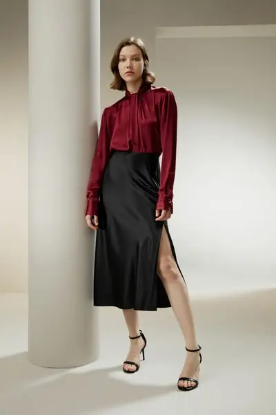 Camicia asimmetrica con pieghe abbellite EURCiliegia delle Barbados