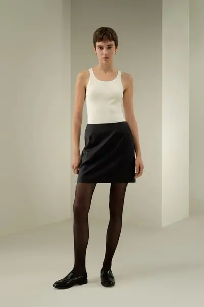 Gonna corta a matita in misto seta-lana la tua chiave per un eleganza senza sforzo EURNero