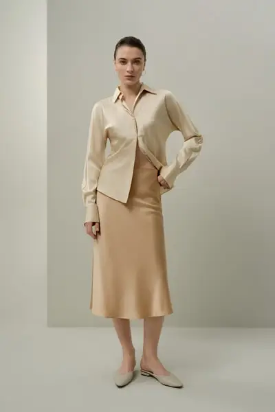 Gonna Lussuosa in Seta Taglio Sbieco | Lavabile, Silhouette Fluida EURCammello chiaro