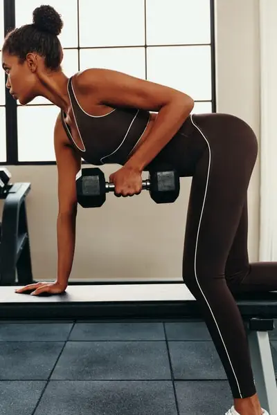 Leggings Vita Alta Snelli con Linee di Contorno e Seta Traspirante EURChicco di Caffè