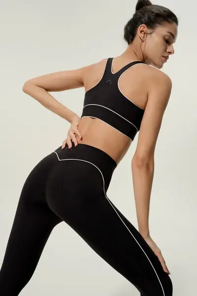 Leggings Vita Alta Snelli con Linee di Contorno e Seta Traspirante EURNero