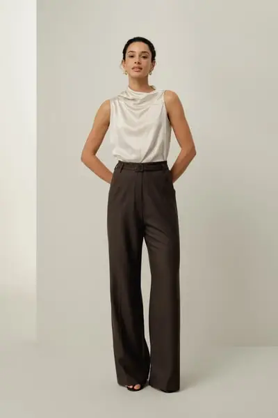 Lussuoso Top Senza Maniche Asimmetrico in Pura Seta Charmeuse EURMoca Sbiadito