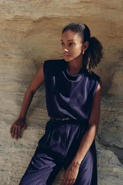 Lussuoso Top Senza Maniche Silk Habotai con Colletto alla Coreana EURBlu Mirtillo