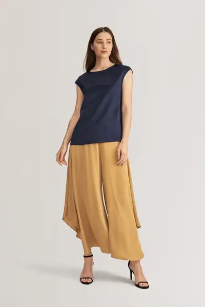 T-shirt in seta da mm con maniche a cappuccio EURBlu