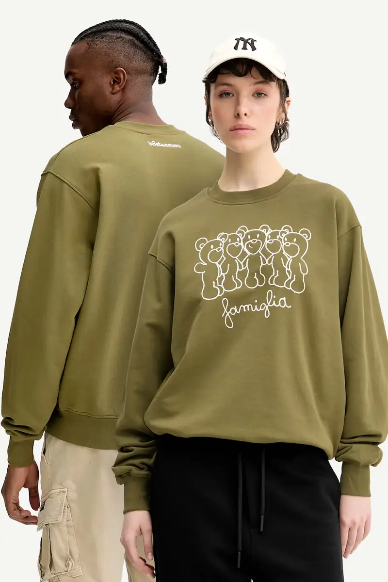 felpa in cotone colore verde con applicazione S5TWUASW030