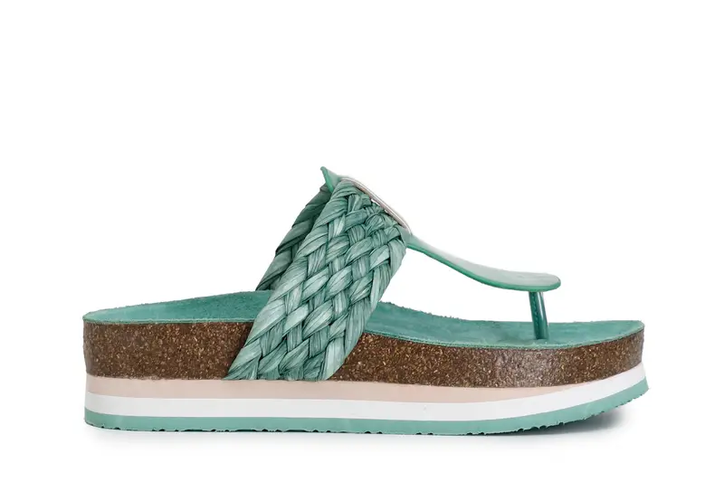 infradito in raffia intrecciata verde