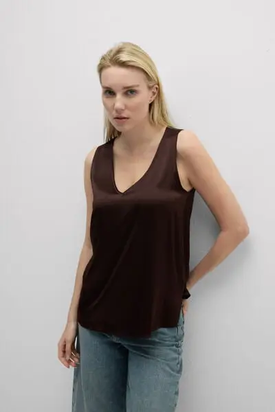 Canotta Scollo a V in Seta Donna Marrone