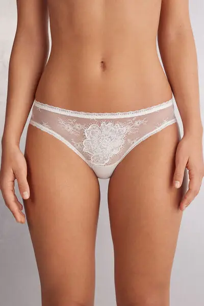 Slip Glisten in the Light Donna Avorio