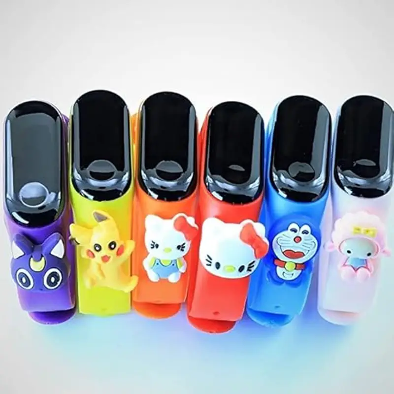 JABEDE - Orologio digitale con cinturino in silicone, design cartone animato, per bambini, per lo sport, ideale come regalo di compleanno, cinturino compatibile con My Band, Captain America miniatura 3