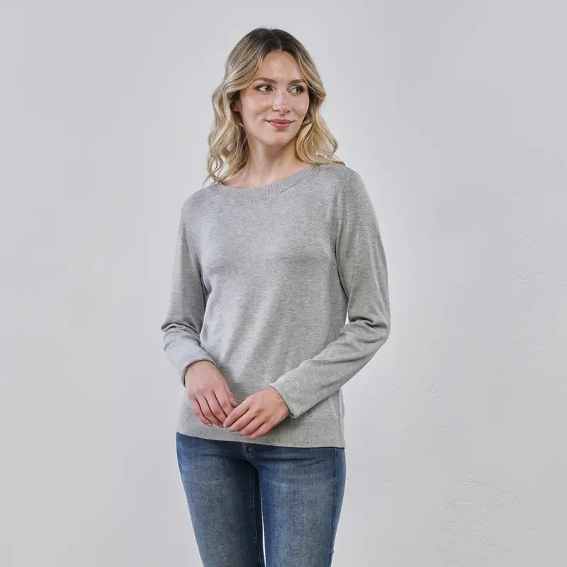 Maglioncino leggero grigio da donna con scollo a barchetta