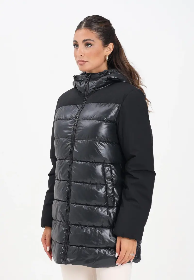 Piumino nero da donna