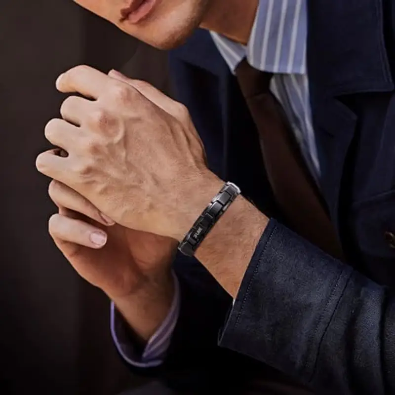 JFUME Braccialetto magnetico per uomo - Regalo per uomo - Braccialetto nero con strumento di rimozione del link miniatura 2