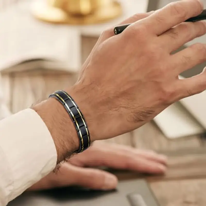 JFUME Braccialetto magnetico uomo e donna placcato in oro 18K con braccialetto in acciaio inossidabile nero PVD e miniatura 2