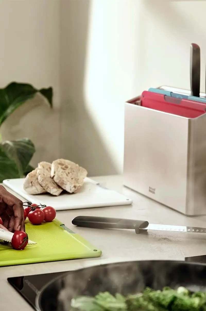 un set di tavole e coltelli in un organizer Folio pacco da 9 Multicolore miniatura 5