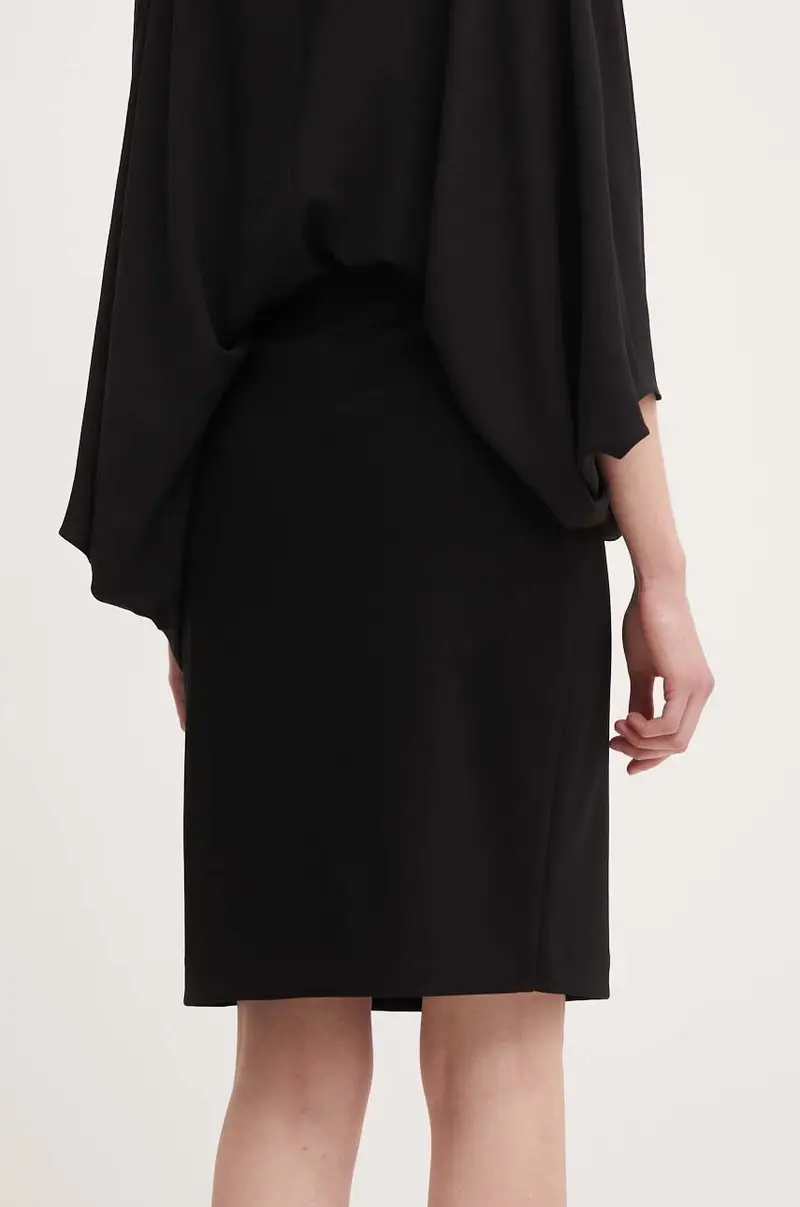 gonna colore nero 153071 miniatura 3