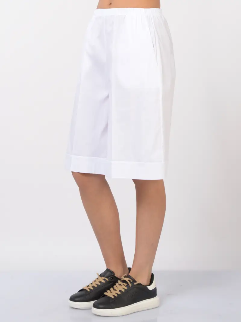 bermuda da donna Jurere ampie con elastico Bianco